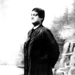 বেলুড় এম. ই. স্কুলে স্বামীজী